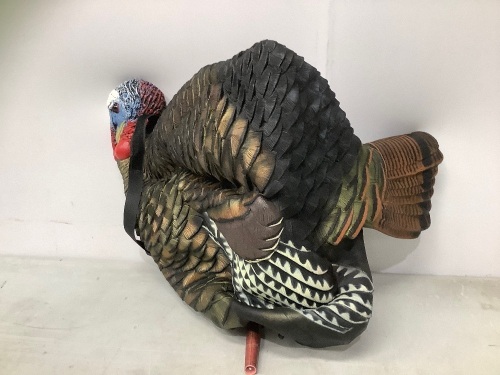 AvianX Turkey Decoy, E-Comm Return, Retail 129.99 - Lot 11