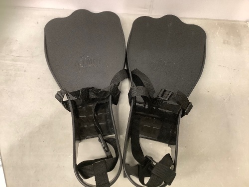 Outcast Fins, E-Comm Return - Lot 283