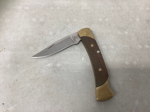 Buck Knives Folding Knife, E-Comm Return - Lot 110