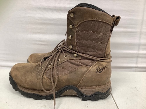 Danner Mens Boots, 12D, E-Comm Return - Lot 399