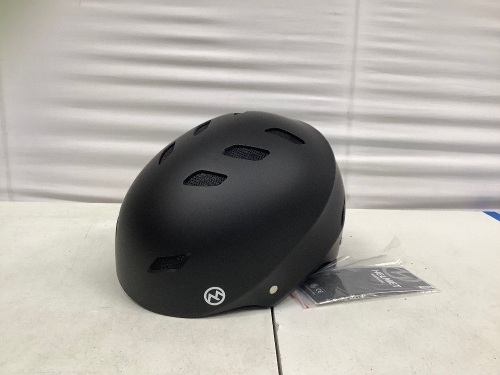 Outdoor Master Helmet, L, Appears New - Lot 596