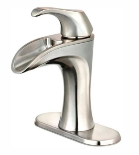 Brea 4 in. Centerset Single-Handle Bathroom Faucet in Brushed Nickel - New/Unopened - Lot 840