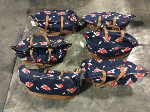 Lot of (6) A New Day Navy Tropical Weekend Large Tote Bags - New  - Lot 965