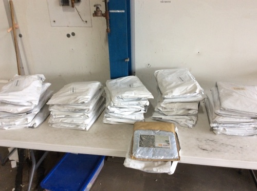 Lot of (28) Vaulia Duvet Cover Sets, King - Appear New  - Lot 620