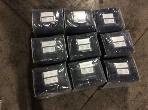 Lot of (9) Threshold 3 PIece Duvet Cover Sets, King -  New - Lot 654
