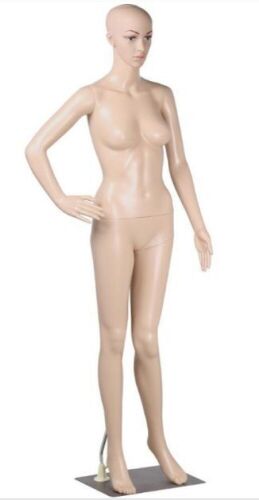 Full Female Mannequin 69.29in - Lot 1062