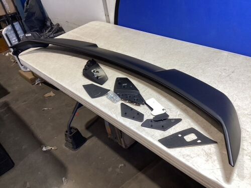 Spoiler Wing, Unknown Fit  - Lot 899