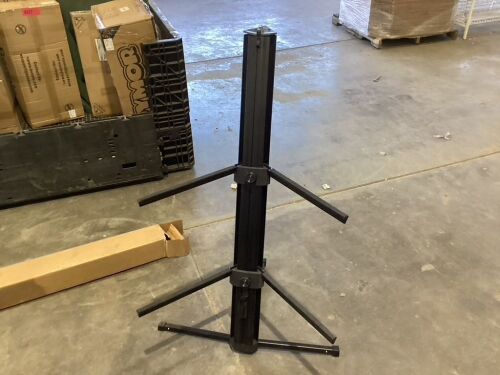 Adjustable Display Stand - Lot 909