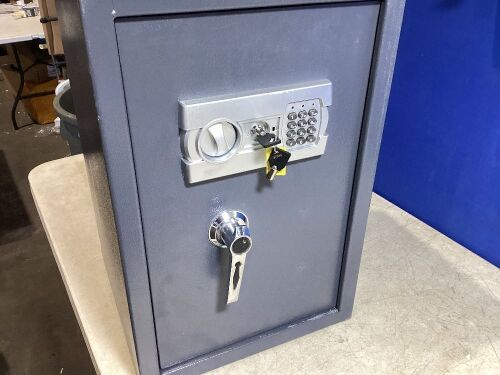 Electronic Security Safe with Lock and Key - Lot 691