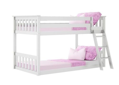 Max & Lily Twin over Twin Low Bunk Bed, White - Lot 61