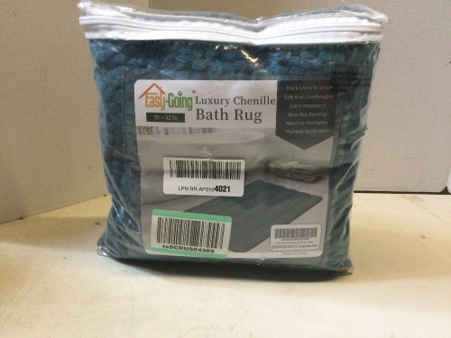 Easy Going Luxury Chenille Bath Rug, Appears New - Lot 579