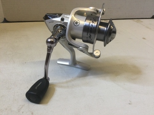 Pfleuger Trion Spinning Reel, Appears New - Lot 575