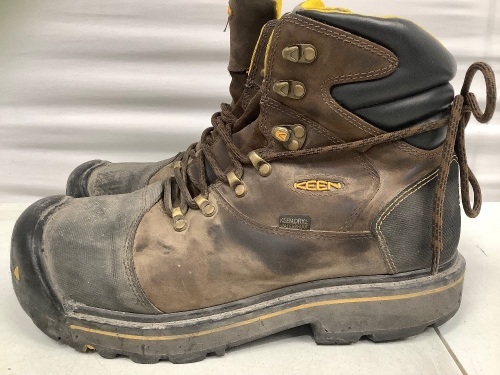 Keen Mens Boots, 11EE, E-Comm Return - Lot 147