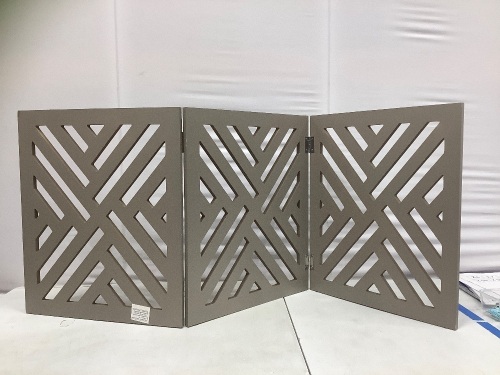 Three Panel Hinged Decorative Table Divider, Appears New - Lot 440
