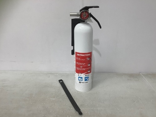 First Alert Marine Auto Fire Extinguisher, Appears new - Lot 261