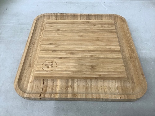 Bamboo Cheese Board & Cutlery Set, Appears new - Lot 274