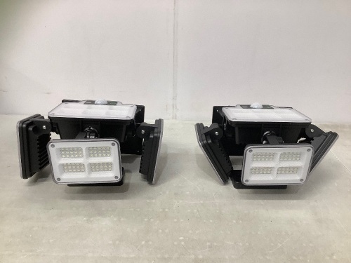 Solar Motion Sensor Lights, 2 Pack, Powers Up, Appears new - Lot 75