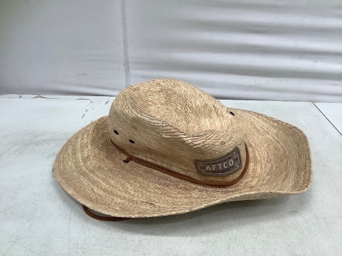 Aftco Hat, E-Comm Return - Lot 583