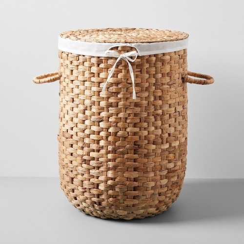 West Elm, Round Weave Laundry Basket, Large, Natural, Like New, Retail - $95 - Lot 132