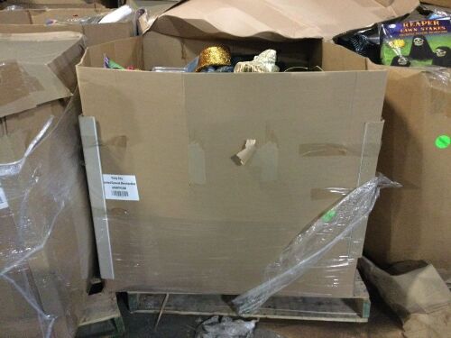 Pallet of Halloween Costumes & Accessories, Party Supplies, Decorations & More - High Piece Count! - Lot 229