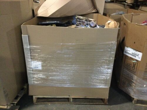 Pallet of Halloween Costumes & Accessories, Party Supplies, Decorations & More - High Piece Count! - Lot 228