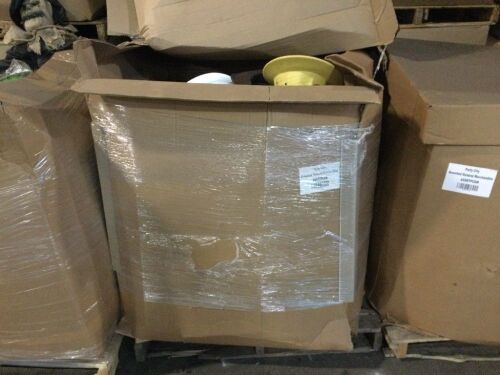 Pallet of Halloween Costumes & Accessories, Party Supplies, Decorations & More - High Piece Count! - Lot 258