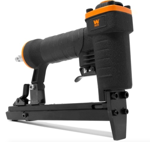 WEN 61705 20-Gauge 3/8-Inch Crown Air-Powered Pneumatic T50 Stapler for Upholstery and Woodworking - Lot 65