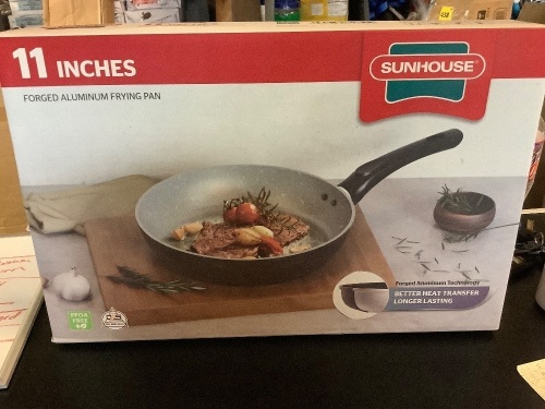 Sunhouse 11 Inch Aluminum Frying Pan, Appears New - Lot 566