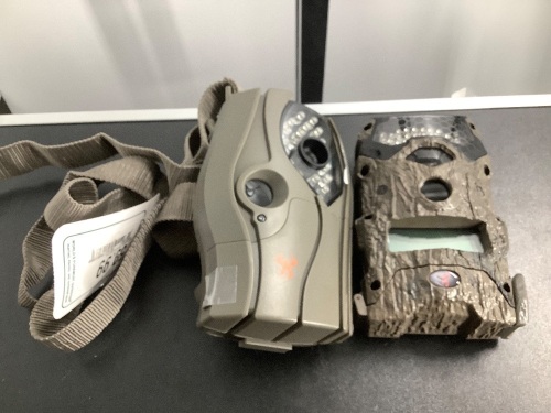 Lot of (2) Trail Cam, Untested, Ecommerce Return - Lot 624