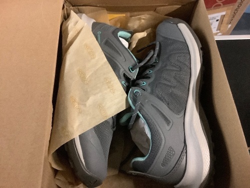 Keen Women's Shoes, 7, Appears New - Lot 636