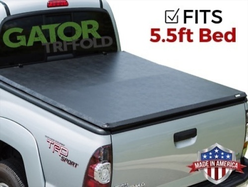 Gator ETX Tri-Fold Tonneau Bed Cove, Fits 2017-2019 Nissan Titan 5.5' Bed - NEW - Lot 47