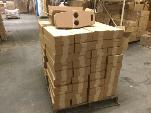 Pallet of (72) 50-Packs of Cup Carriers. NEW - Lot 1052