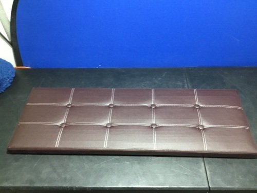 Folding Storage Bench - Appears New  - Lot 824