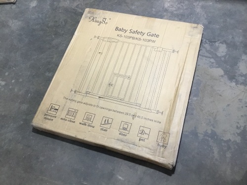 KingSo Baby Safety Gate - Appears New  - Lot 1141