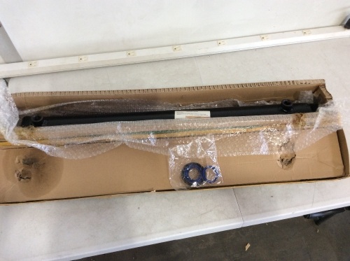 Hydraulic Cylinder Welded Double Acting 2" Bore 20" Stroke Cross Tube 3500PSI - E-Comm Return, Unknown Condition - Lot 522