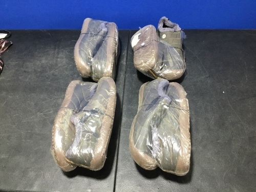 Lot of (4) Mens Winter Fur Slippers - New - Lot 1192
