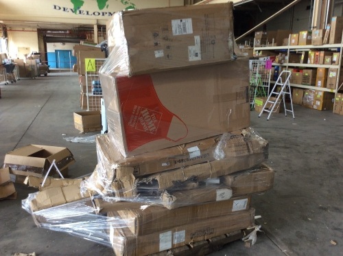 Salvage Pallet. Items Will Be Broken and Incomplete.  - Lot 1183