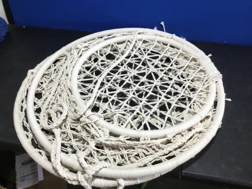 Macrame Swing - Appears New - Lot 1057