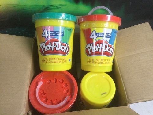 Play-Doh Super Can 4 Colors, 4 Pack - New - Lot 562
