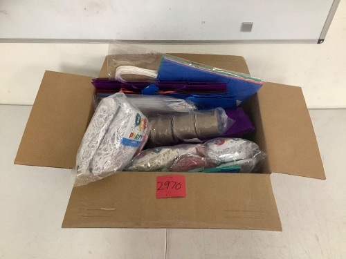 Box of Assorted Party Supplies - Lot 2970