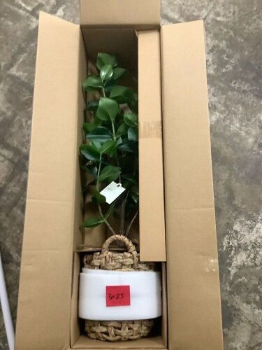 Artificial Tree - Lot 3025