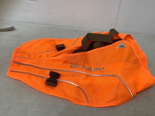 Browning Dog Vest, M, E-Comm Return - Lot 264