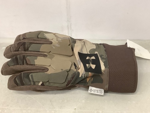 Under Armour Gloves, M, E-Comm Return - Lot 280