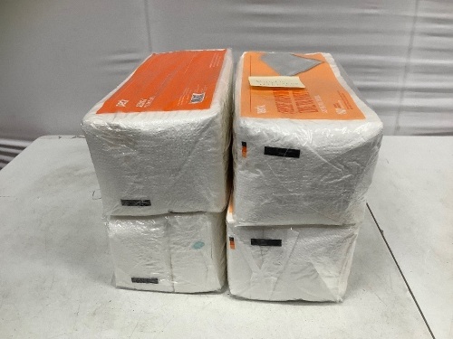 Lot of (4) Packs of Napkins, New - Lot 267