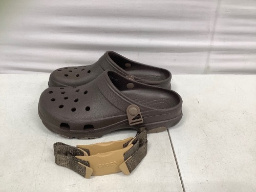 Crocs M 10/ W 12, Appears New - Lot 289