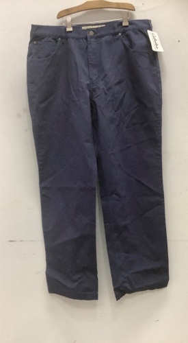 Cabela's Women's Pants, Size 18, Appears New - Lot 449