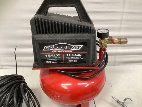 Speedway 1 Gallon Pancake Compressor, Powers Up, E-Comm Return, Retail 113.66 - Lot 11