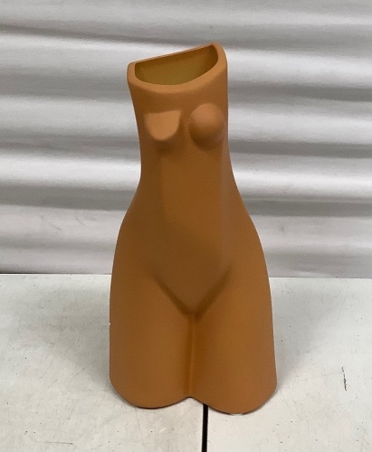 Body Flower Vase, Appears new - Lot 523