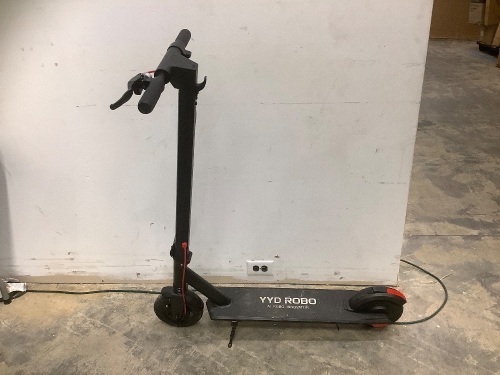 YYD Robo Scooter, No Charger, Untested, E-Comm Return - Lot 22