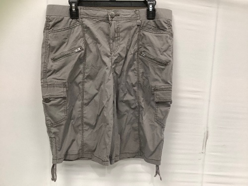Natural Reflections Womens Shorts, 10, Appears new - Lot 557